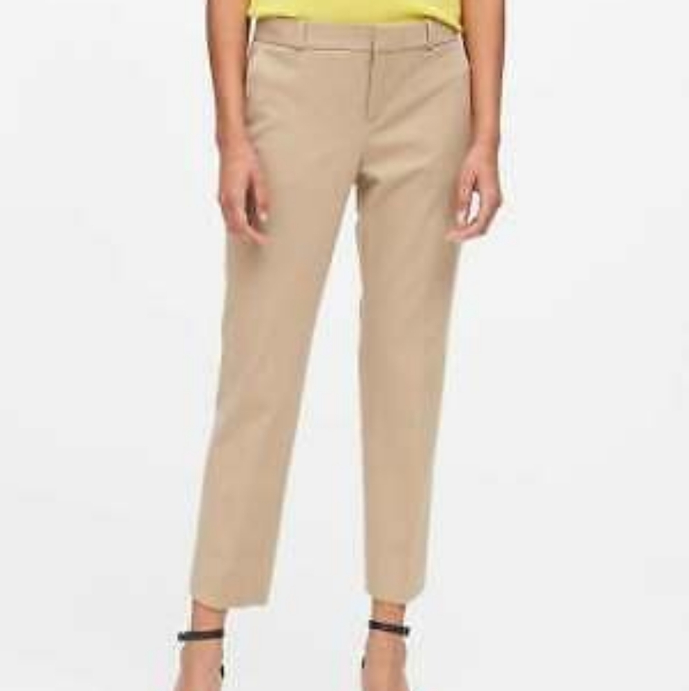 Banana Republic Avery straight leg pant R20